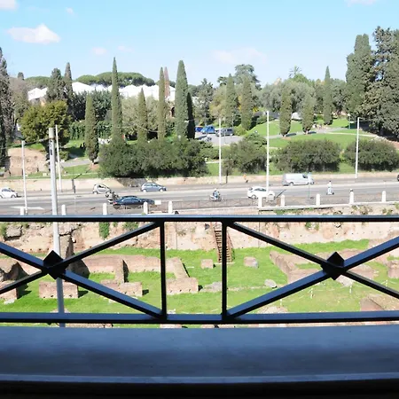 شقة A Casa Di Lu, Al Colosseo - روما